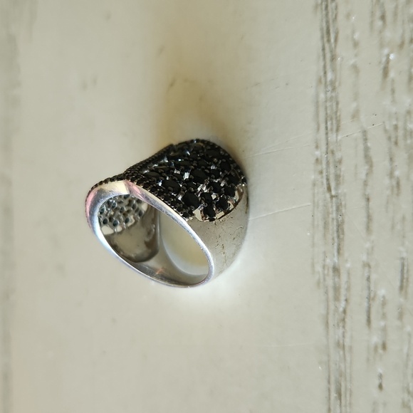 Black Onyx Statement Ring. - Picture 13 of 14
